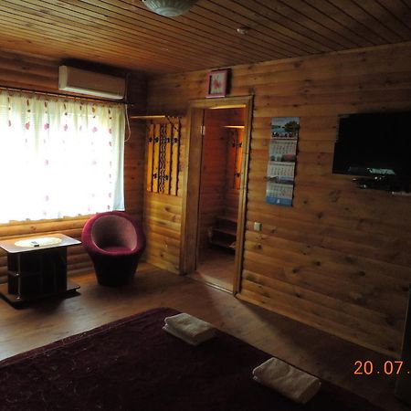 Slavutich Hotel Nova Kachovka Eksteriør billede