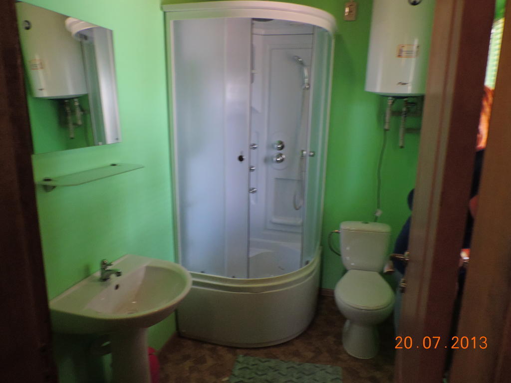 Slavutich Hotel Nova Kachovka Værelse billede